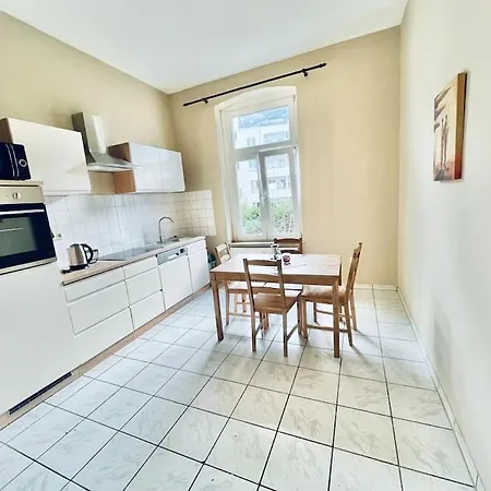 Apartment 85/3